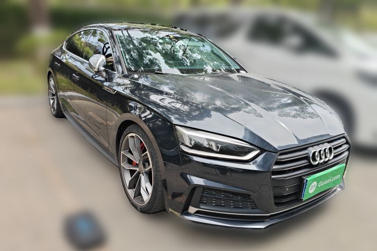 Used Audi A5 2017 Sportback 45 TFSI Sport Edition Front Right 45 Deg