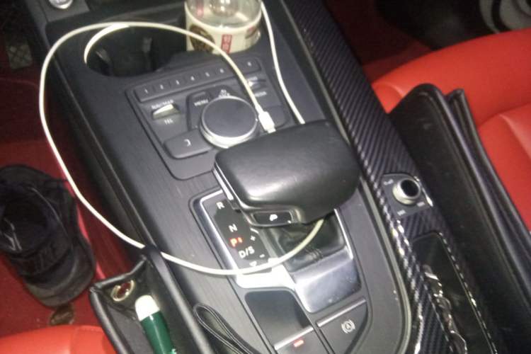 Used Audi A5 2017 Sportback 45 TFSI Fashion Model Gear Lever
