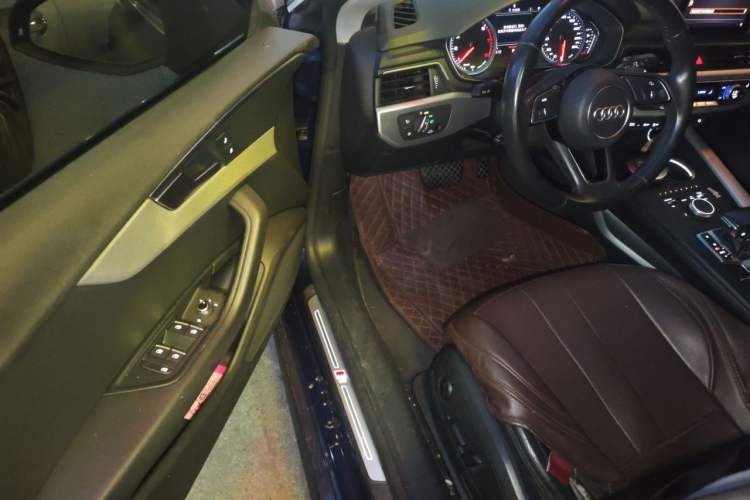 Used Audi A5 2017 Sportback 40 TFSI Fashion Model Interior 3