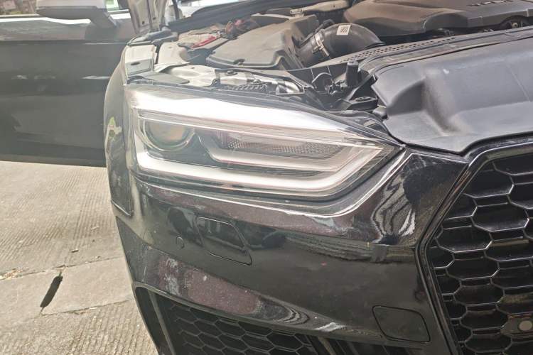 Used Audi A5 2017 Sportback 40 TFSI Fashion Model Right Front Headlight