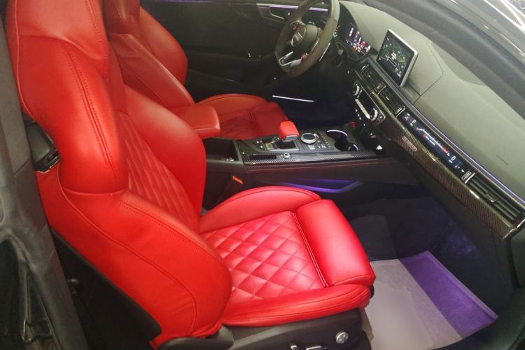 Used Audi A5 2017 Coupe 45 TFSI quattro Sport Edition Right Front Seat