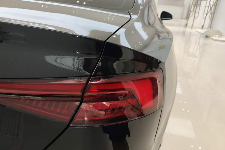 Used Audi A5 2017 Coupe 40 TFSI Fashion Model Right Rear Taillight