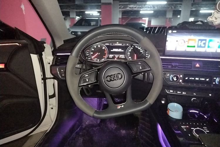 Used Audi A5 2017 Coupe 40 TFSI Fashion Model Steering Wheel