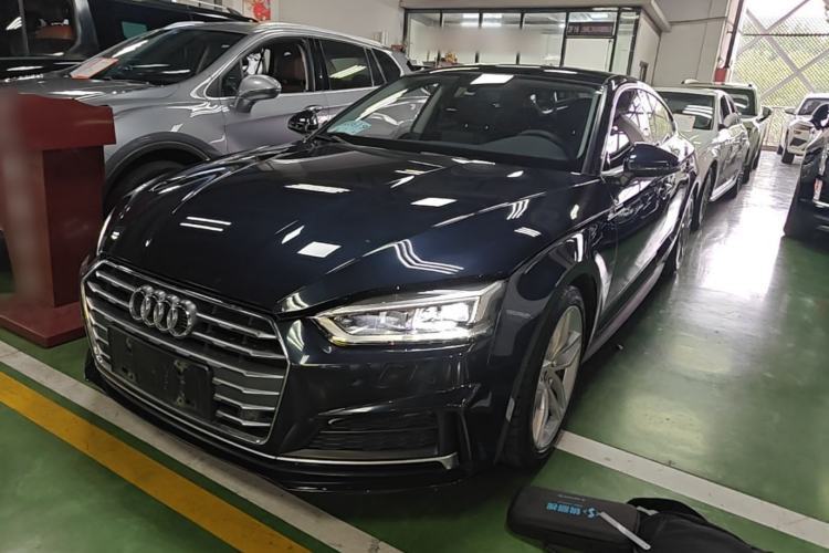 Used Audi A5 2017 Sportback 45 TFSI Fashion Model Guazi used car, China used car export, Used car for sale, Used Audi cars, Cheapest cars for sale