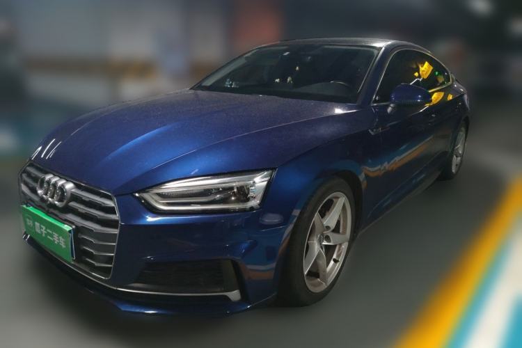 Audi A5 2017 Sportback 40 TFSI Fashion Model с пробегом Guazi used car, China used car export, Used car for sale, Used cars, Cheapest cars for sale