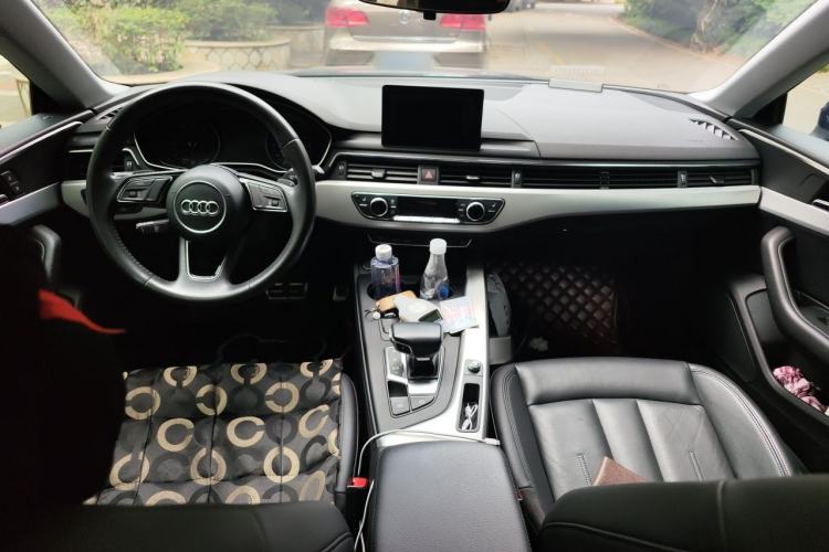 Used Audi A5 2017 Sportback 40 TFSI Fashion Model Center Console