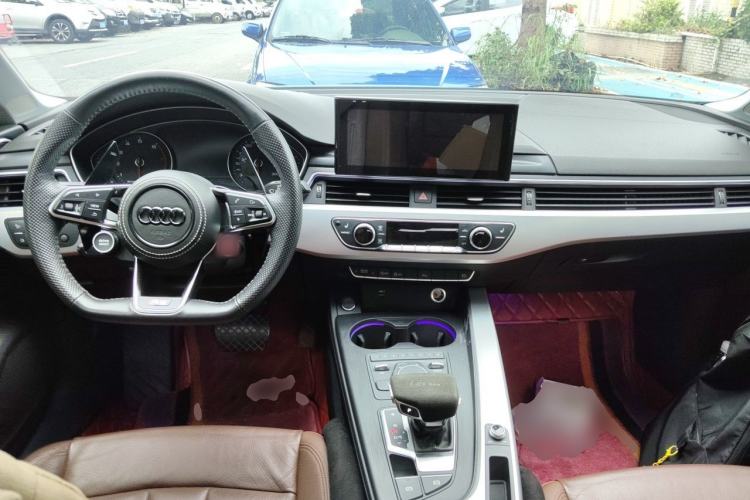 Used Audi A5 2017 Sportback 45 TFSI Fashion Model Center Console
