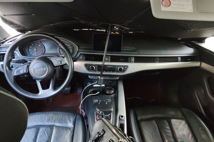 Used Audi A5 2017 Sportback 40 TFSI Fashion Model Center Console