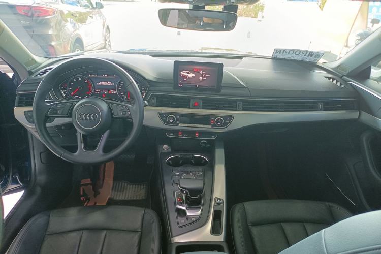 Used Audi A5 2017 Sportback 40 TFSI Fashion Model Center Console