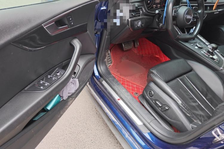 Used Audi A5 2017 Sportback 45 TFSI Sport Edition Driver Seat