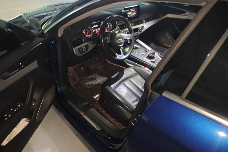 Used Audi A5 2017 Sportback 40 TFSI Fashion Model Driver Seat