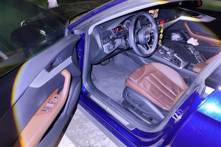 Used Audi A5 2017 Sportback 40 TFSI Fashion Model Driver Seat