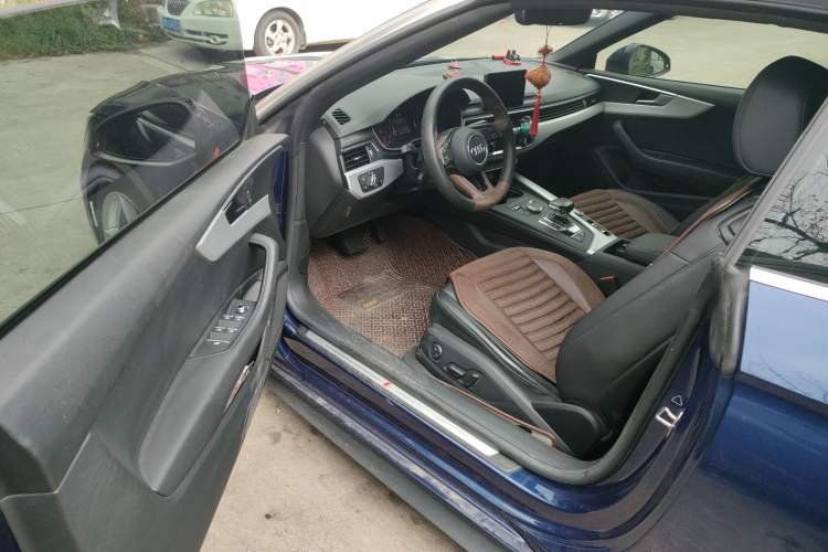 Used Audi A5 2017 Cabriolet 40 TFSI Fashion Model Driver Seat
