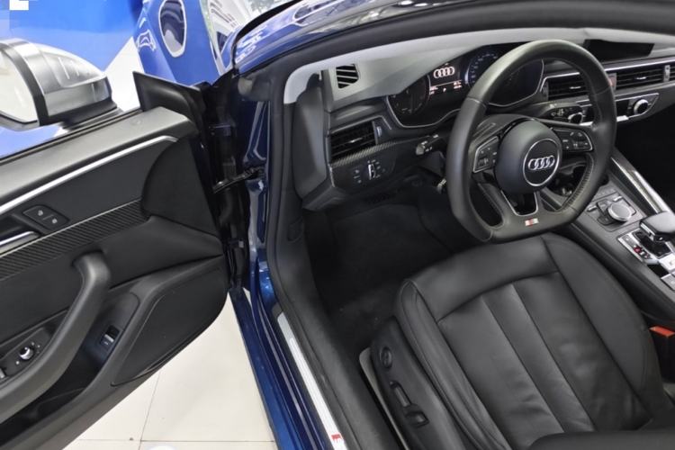 Used Audi A5 2017 Coupe 40 TFSI Fashion Model Driver Seat