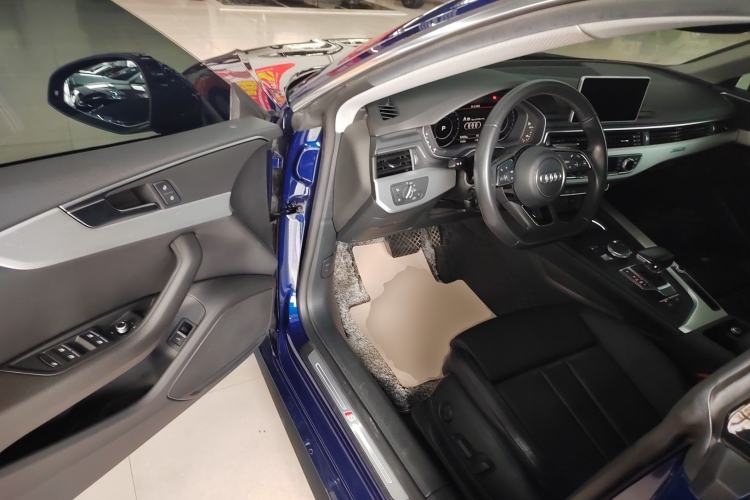 Used Audi A5 2017 Sportback 45 TFSI quattro Sport Model Driver Seat