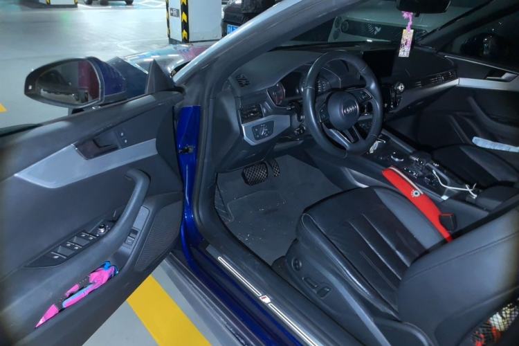 Used Audi A5 2017 Cabriolet 40 TFSI Fashion Model Driver Seat