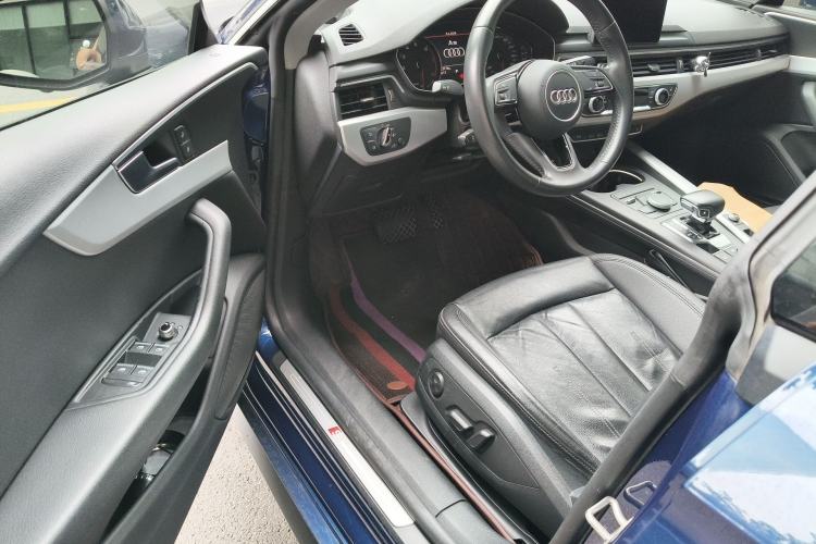 Used Audi A5 2017 Sportback 40 TFSI Fashion Model Driver Seat