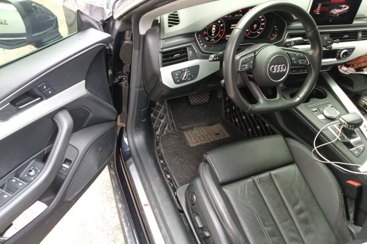Used Audi A5 2017 Sportback 45 TFSI Sport Edition Driver Seat