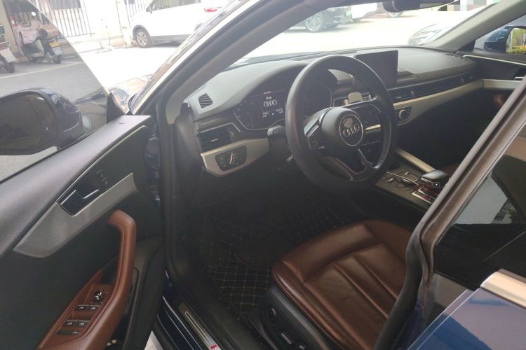 Used Audi A5 2017 Sportback 40 TFSI Fashion Model Driver Seat