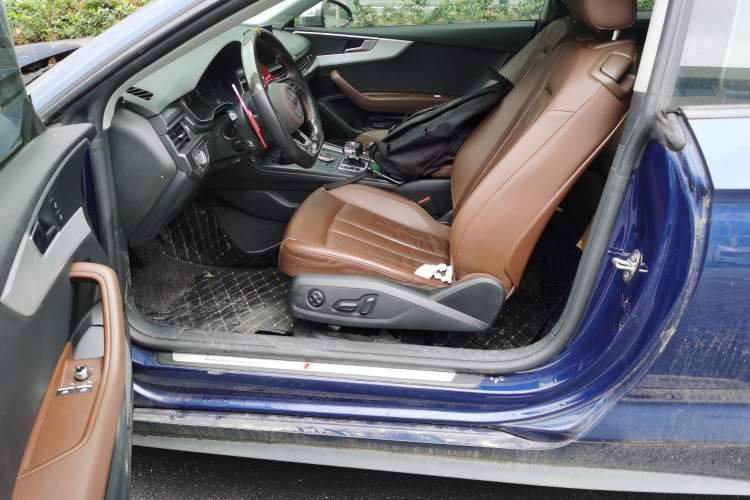 Used Audi A5 2017 Coupe 40 TFSI Fashion Model Driver Seat