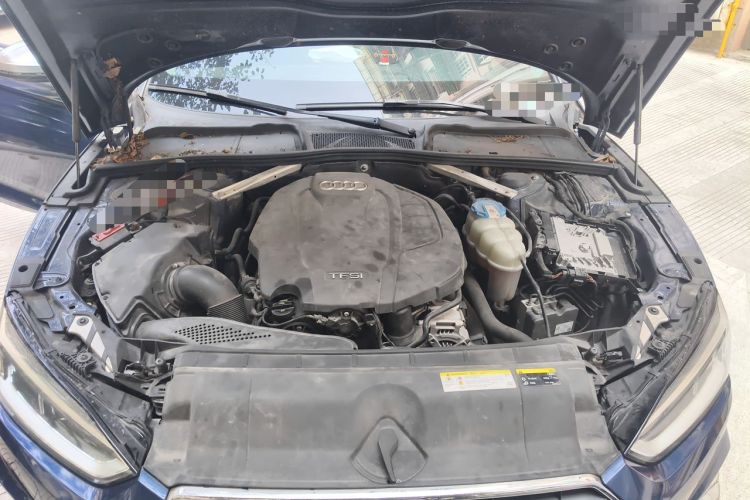 Used Audi A5 2017 Sportback 45 TFSI Fashion Model Engine Bay