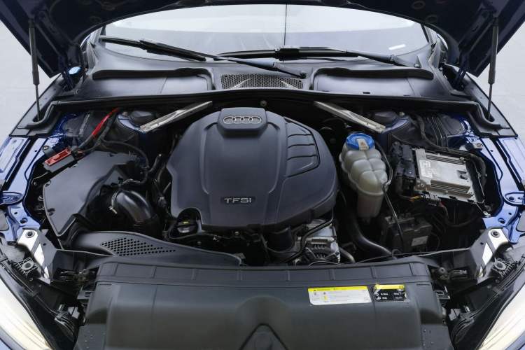Used Audi A5 2017 Sportback 40 TFSI Fashion Model Engine Bay