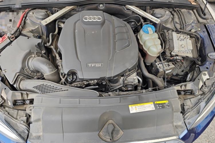Used Audi A5 2017 Sportback 45 TFSI Fashion Model Engine Bay
