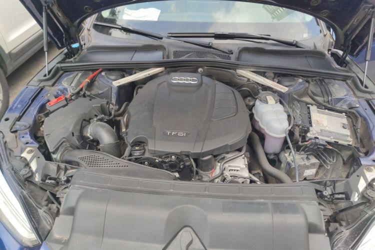 Used Audi A5 2017 Sportback 40 TFSI Fashion Model Engine Bay
