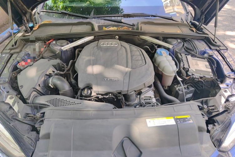 Used Audi A5 2017 Sportback 40 TFSI Fashion Model Engine Bay