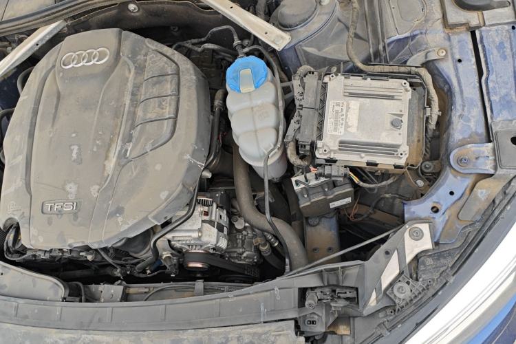 Used Audi A5 2017 Coupe 40 TFSI Fashion Model Engine Bay Left