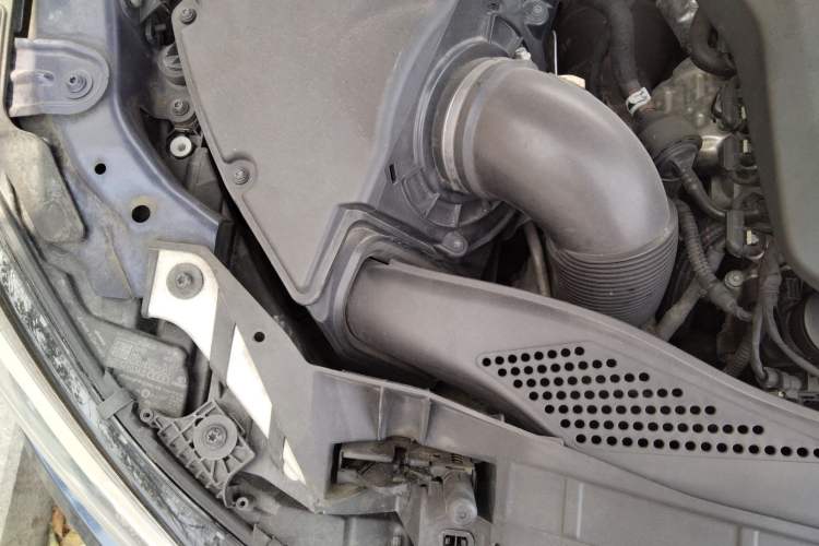 Used Audi A5 2017 Sportback 45 TFSI quattro Sport Model Engine Bay Right