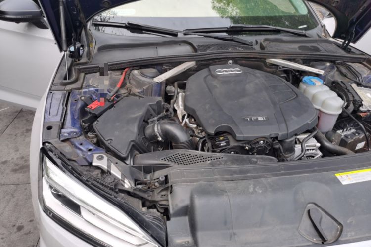 Used Audi A5 2017 Coupe 40 TFSI Fashion Model Engine Bay Right