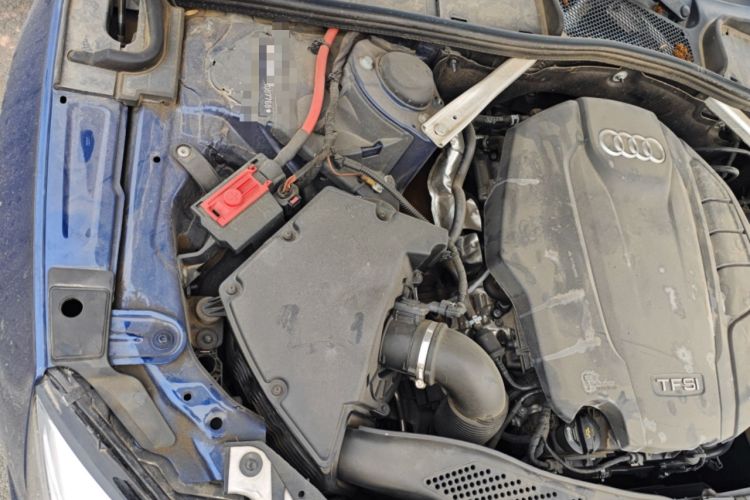 Used Audi A5 2017 Coupe 40 TFSI Fashion Model Engine Bay Right