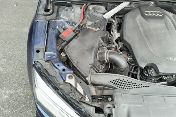 Used Audi A5 2017 Sportback 40 TFSI Fashion Model Engine Bay Right