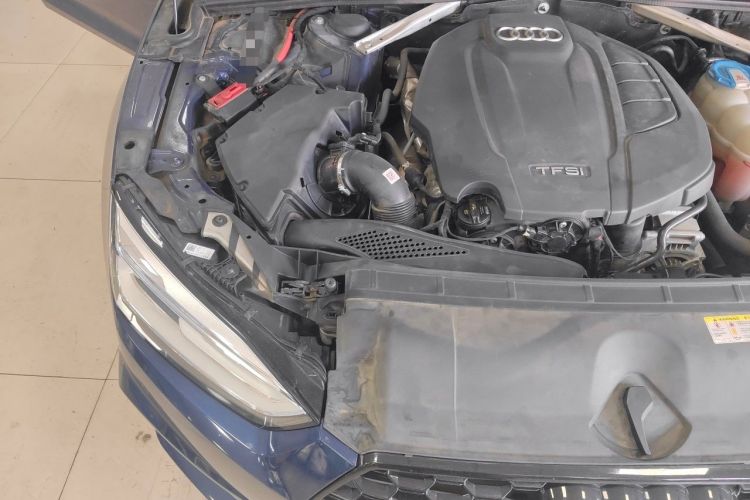 Used Audi A5 2017 Sportback 40 TFSI Fashion Model Engine Bay Right