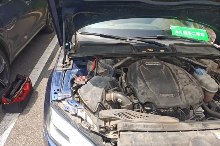 Used Audi A5 2017 Cabriolet 40 TFSI Fashion Model Engine Bay Right
