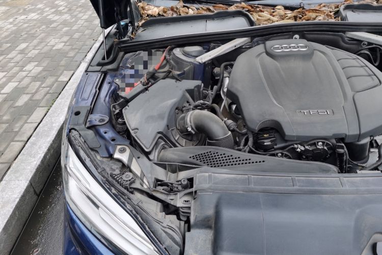 Used Audi A5 2017 Coupe 40 TFSI Fashion Model Engine Bay Right