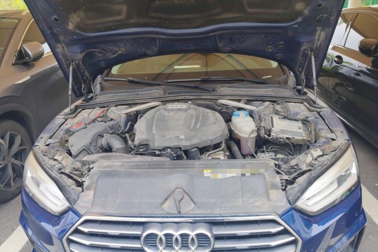 Used Audi A5 2017 Sportback 40 TFSI Fashion Model Engine Bay