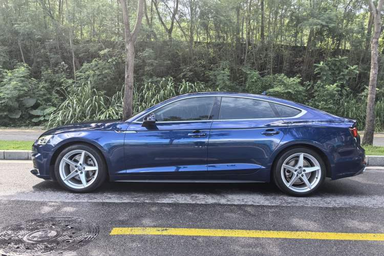 Used Audi A5 2017 Sportback 40 TFSI Fashion Model Exterior 6
