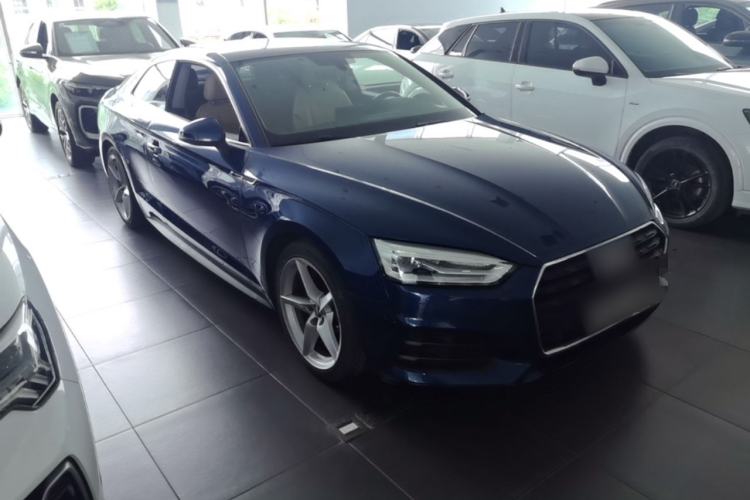 Used Audi A5 2017 Coupe 40 TFSI Fashion Model Front Right 45 Deg