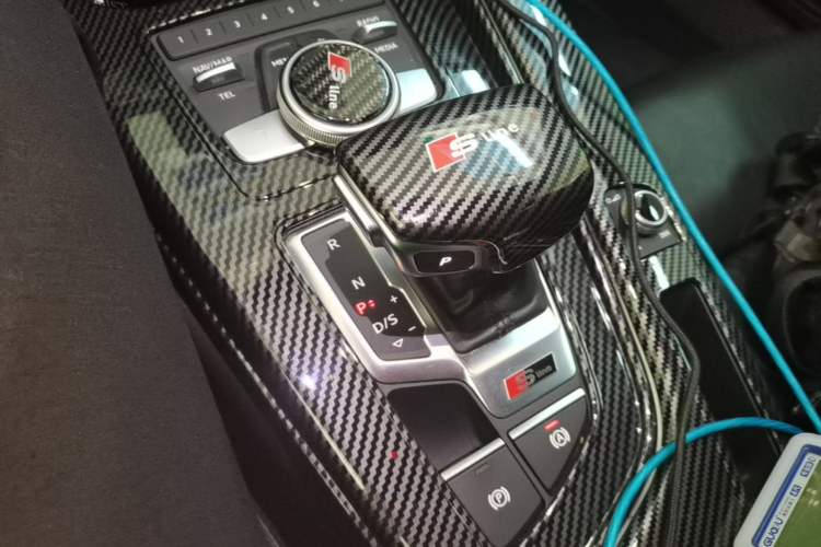 Used Audi A5 2017 Sportback 45 TFSI Sport Edition Gear Lever