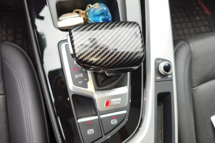 Used Audi A5 2017 Coupe 40 TFSI Fashion Model Gear Lever