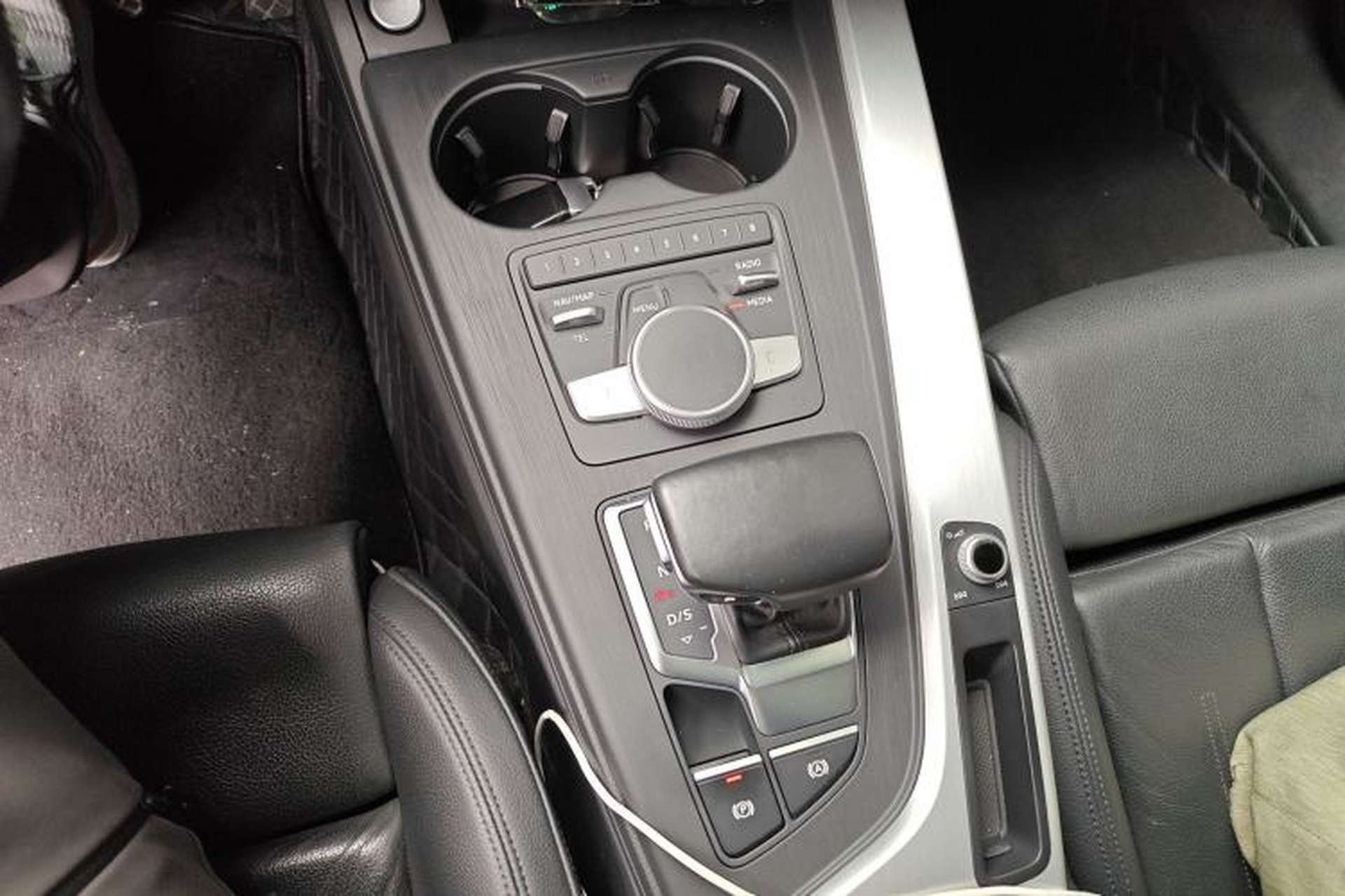 Used Audi A5 2017 Coupe 45 TFSI quattro Sport Edition Gear Lever
