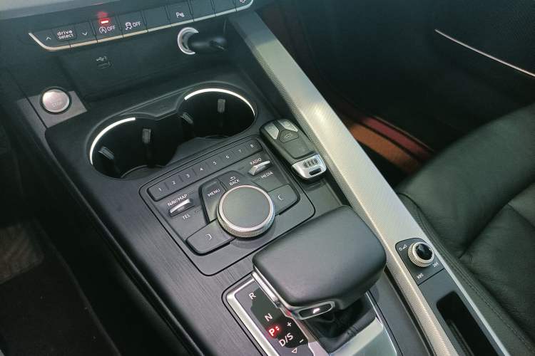 Used Audi A5 2017 Sportback 40 TFSI Fashion Model Interior 1