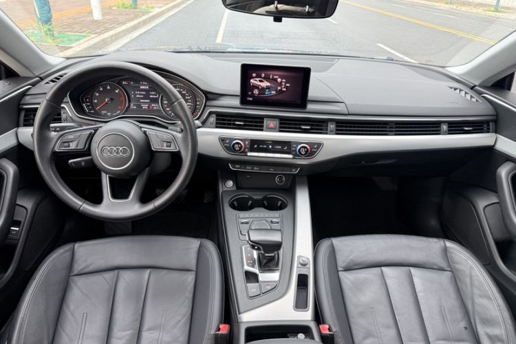 Used Audi A5 2017 Sportback 40 TFSI Fashion Model Interior 2