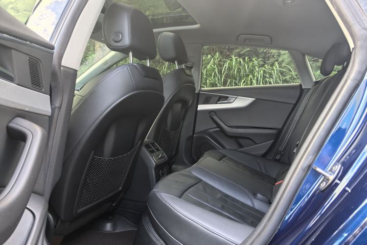 Used Audi A5 2017 Sportback 40 TFSI Fashion Model Interior 3