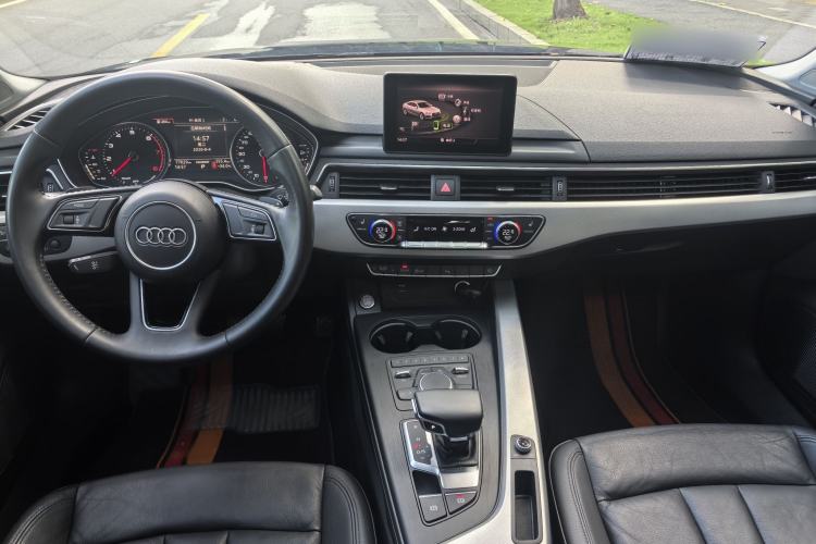 Used Audi A5 2017 Sportback 40 TFSI Fashion Model Interior 4