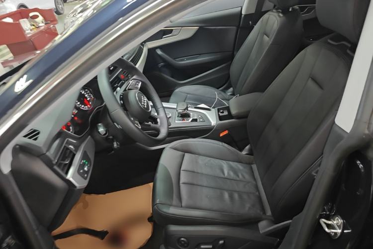 Used Audi A5 2017 Sportback 45 TFSI Fashion Model Left Front Seat