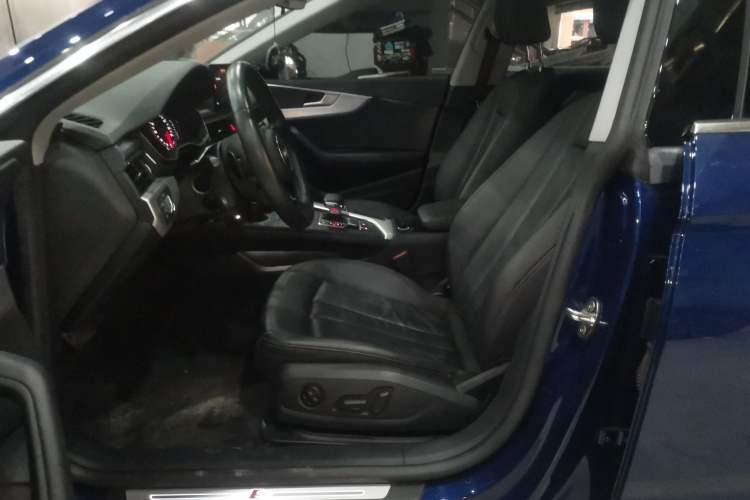 Used Audi A5 2017 Sportback 40 TFSI Fashion Model Left Front Seat