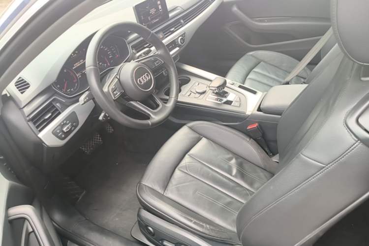 Used Audi A5 2017 Coupe 40 TFSI Fashion Model Left Front Seat